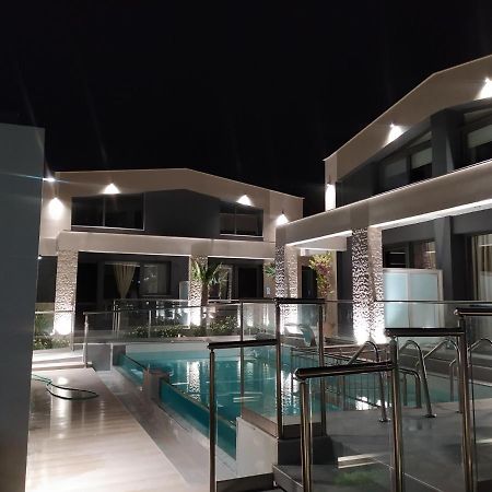 Amalia Deluxe Villas Vrasná المظهر الخارجي الصورة